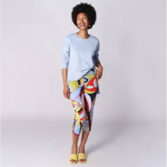 Bailey Pucci-esque pull on capri pant NWOT - Picture 2 of 12